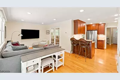 28 Delbrook Rd, Parsippany, NJ 07950 - Photo 15