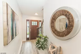 6 Chaz Way, Fairfield, NJ 07004 - Photo 19