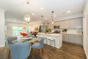 6 Chaz Way, Fairfield, NJ 07004 - Photo 5