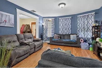 416 Pine St, Roselle, NJ 07203 - Photo 7