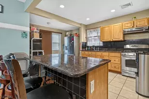 416 Pine St, Roselle, NJ 07203 - Photo 9