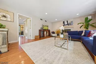 22 Trails End Ct, Westfield Town, NJ 07090 - Photo 13