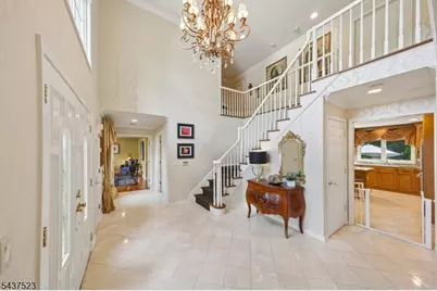 22 Trails End Ct, Westfield Town, NJ 07090 - Photo 3