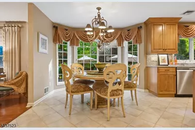 22 Trails End Ct, Westfield Town, NJ 07090 - Photo 11