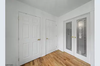 23 Distler Ave, West Caldwell, NJ 07006 - Photo 5