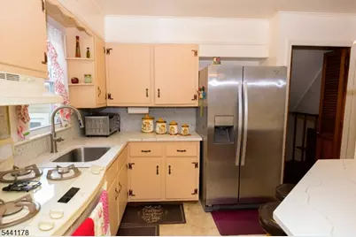 765 Grove St, Rahway, NJ 07065 - Photo 9