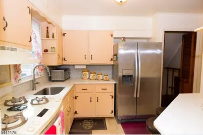 765 Grove St, Rahway, NJ 07065 - Photo 11