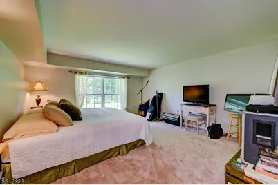 15 Navajo Trl, Branchburg Township, NJ 08876 - Photo 33