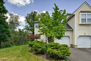 15 Navajo Trail, Branchburg Township, NJ 08876 - Photo 3