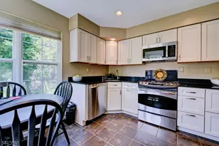 15 Navajo Trail, Branchburg Township, NJ 08876 - Photo 11