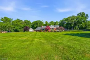 65 Washington Valley Rd, Warren Township, NJ 07059 - Photo 3