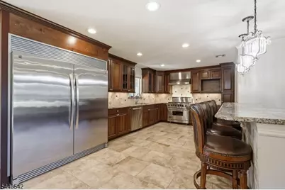 65 Washington Valley Rd, Warren Township, NJ 07059 - Photo 15
