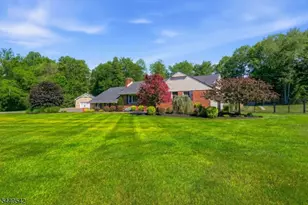 65 Washington Valley Rd, Warren Township, NJ 07059 - Photo 5