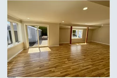 9 Joan Pl, Clifton, NJ 07012 - Photo 9
