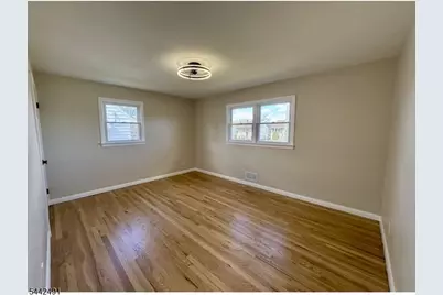 9 Joan Pl, Clifton, NJ 07012 - Photo 13