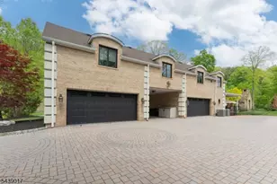 305 Green Rd, Sparta Township, NJ 07871 - Photo 7