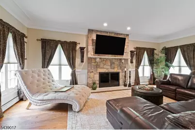 305 Green Rd, Sparta Township, NJ 07871 - Photo 17