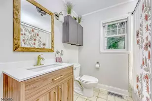 95 Balsam Rd, Wayne, NJ 07470 - Photo 11