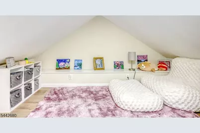 95 Balsam Rd, Wayne, NJ 07470 - Photo 15
