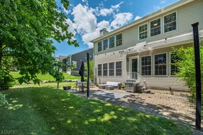8 Bluffs Ct, Hamburg, NJ 07419 - Photo 29