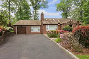 1399 Birch Hill Rd, Mountainside, NJ 07092 - Photo 1