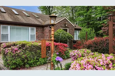 1399 Birch Hill Rd, Mountainside, NJ 07092 - Photo 5