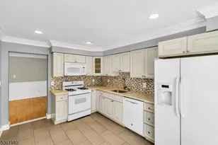 264 Marcia Way, Bridgewater, NJ 08807 - Photo 15