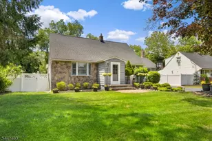 134 Marion Ct, Pompton Lakes, NJ 07442 - Photo 3