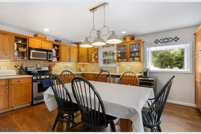 134 Marion Ct, Pompton Lakes, NJ 07442 - Photo 7