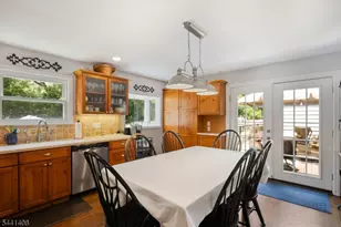134 Marion Ct, Pompton Lakes, NJ 07442 - Photo 9