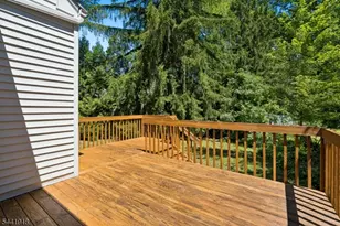 124 Holmes Oval, New Providence, NJ 07974 - Photo 19
