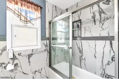 664 Roosevelt Ave, Piscataway Township, NJ 08854 - Photo 27