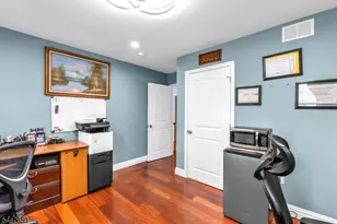 664 Roosevelt Ave, Piscataway Township, NJ 08854 - Photo 31