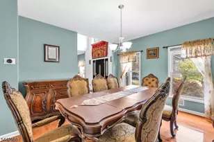 664 Roosevelt Ave, Piscataway Township, NJ 08854 - Photo 17