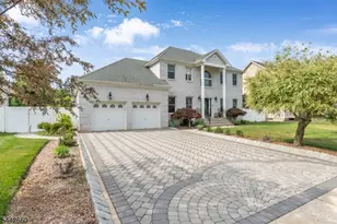 664 Roosevelt Ave, Piscataway Township, NJ 08854 - Photo 3
