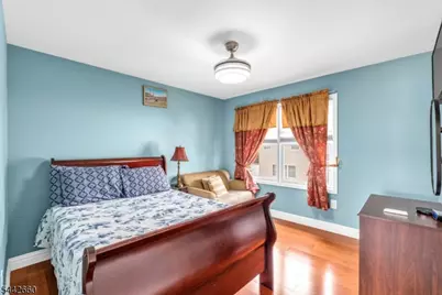 664 Roosevelt Ave, Piscataway Township, NJ 08854 - Photo 35