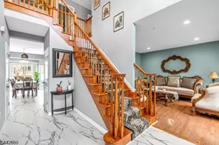 664 Roosevelt Ave, Piscataway Township, NJ 08854 - Photo 9
