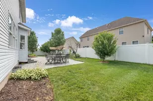 664 Roosevelt Ave, Piscataway Township, NJ 08854 - Photo 7