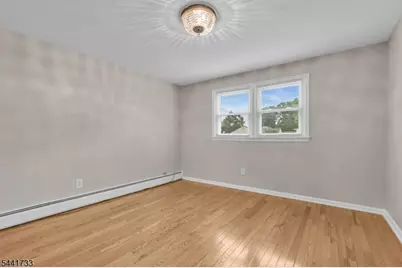 364 Franklin Ave, Kenilworth, NJ 07033 - Photo 21