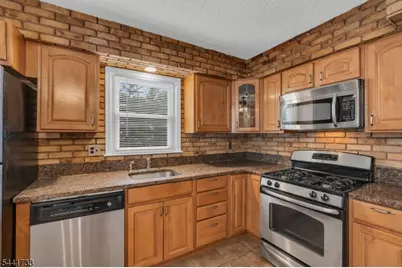 364 Franklin Ave, Kenilworth, NJ 07033 - Photo 31
