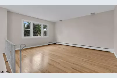 364 Franklin Ave, Kenilworth, NJ 07033 - Photo 5