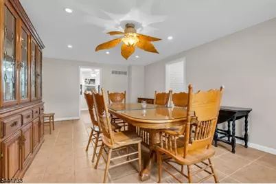 364 Franklin Ave, Kenilworth, NJ 07033 - Photo 17