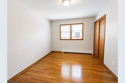 52 Mechanic St, Millburn, NJ 07041 - Photo 9