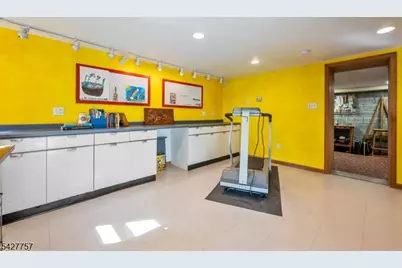 10 Woodmere Rd, West Caldwell, NJ 07006 - Photo 29