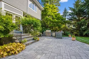 2 Denman Ct, Millburn, NJ 07078 - Photo 37