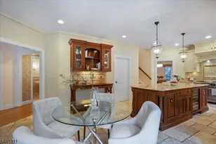 2 Denman Ct, Millburn, NJ 07078 - Photo 15