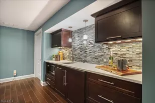 2 Denman Ct, Millburn, NJ 07078 - Photo 31