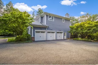 2 Denman Ct, Millburn, NJ 07078 - Photo 45