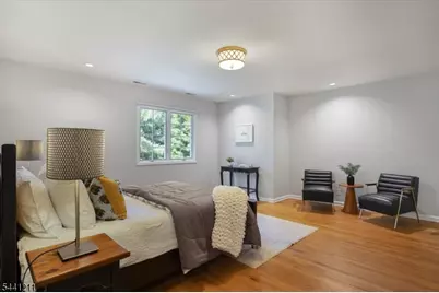 2 Denman Ct, Millburn, NJ 07078 - Photo 25