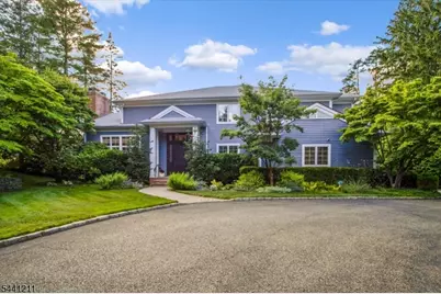2 Denman Ct, Millburn, NJ 07078 - Photo 3